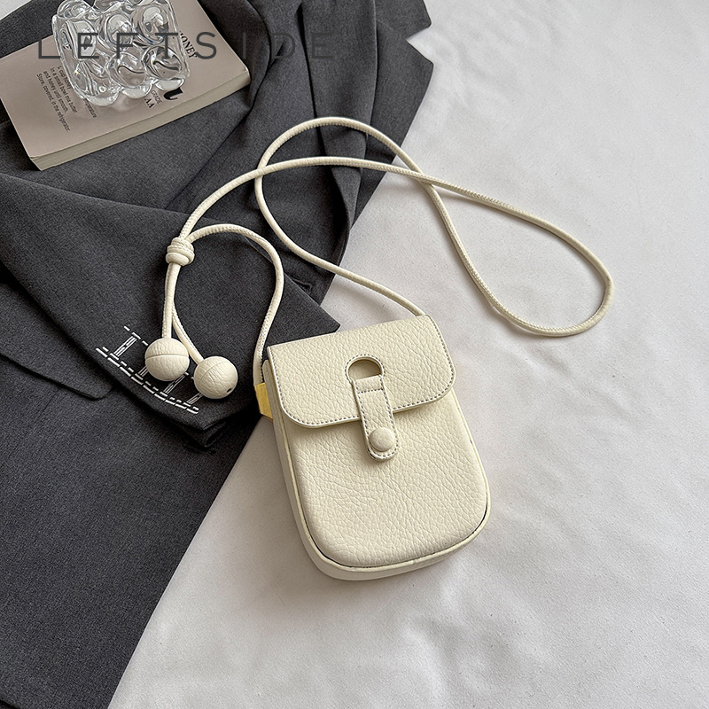 Women Bags 2026 Trends - Bolsa Transversal Feminina Mini de Couro