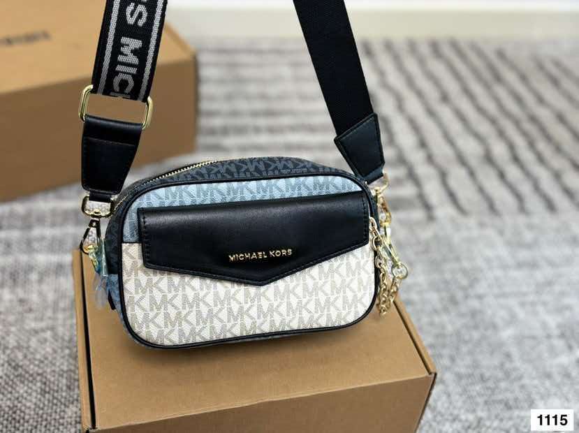 Bolsa de Câmera Transversal de - Women'S Bags Michael Kors avaliação e preço