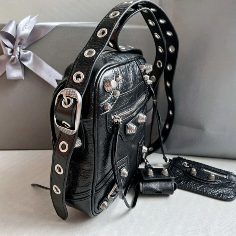 Nova Bolsa Feminina de Couro E - Women Bags 2026 Trends avaliação e preço